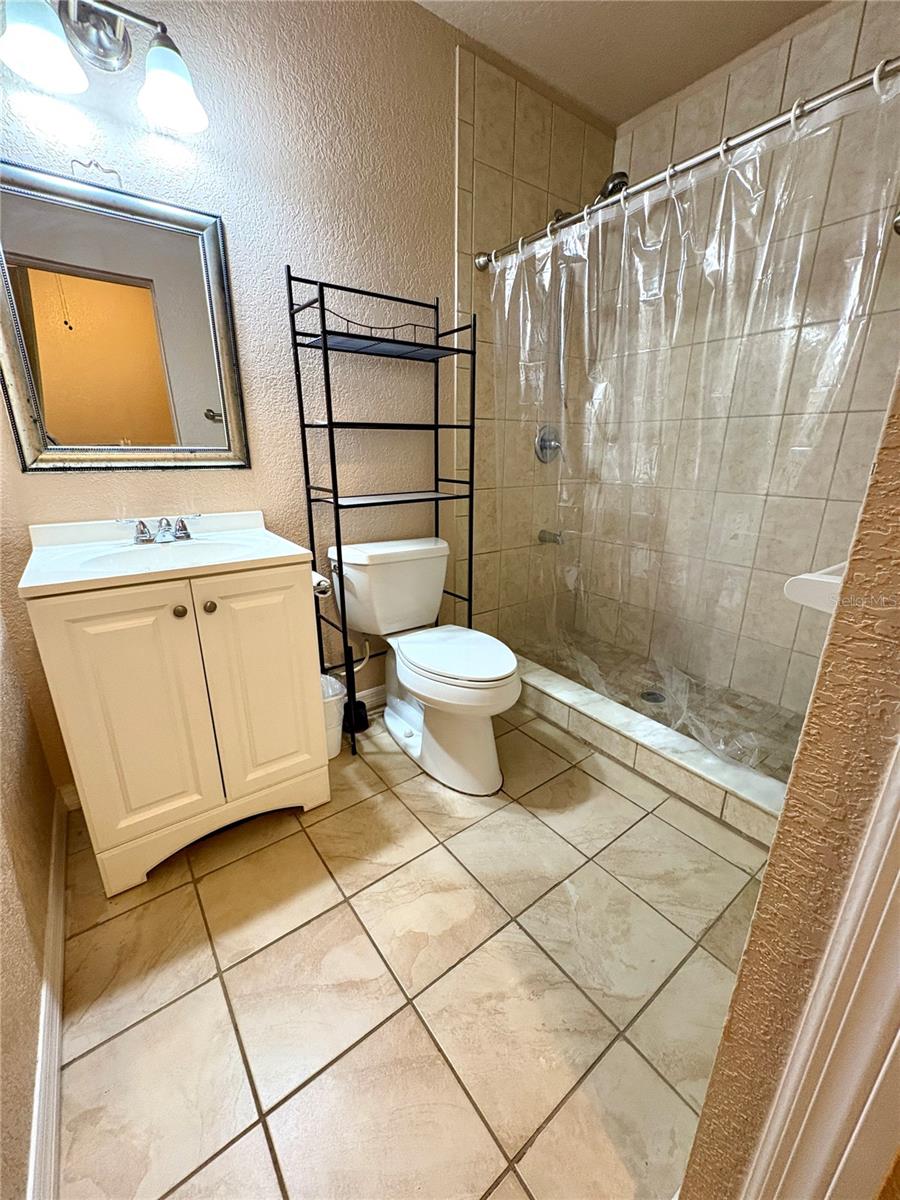 1909 N MACDILL AVE, TAMPA, FL, 33607