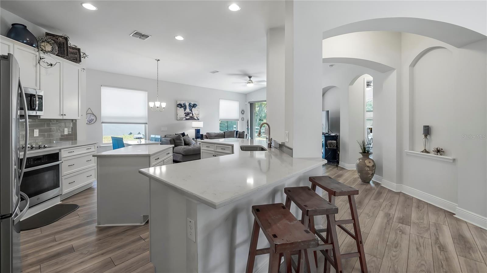 24414 WOODHILL CT, SORRENTO, FL, 32776