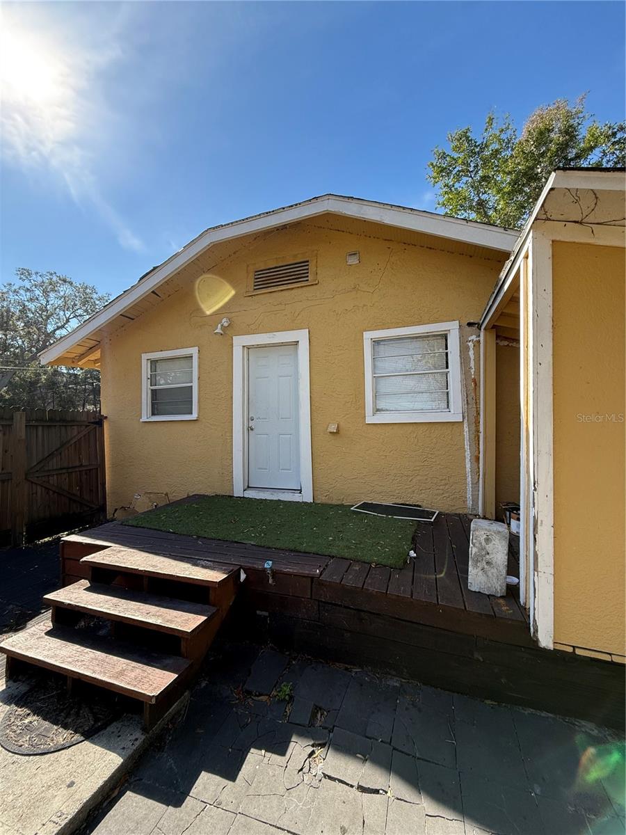 901 VINE AVE, CLEARWATER, FL, 33755