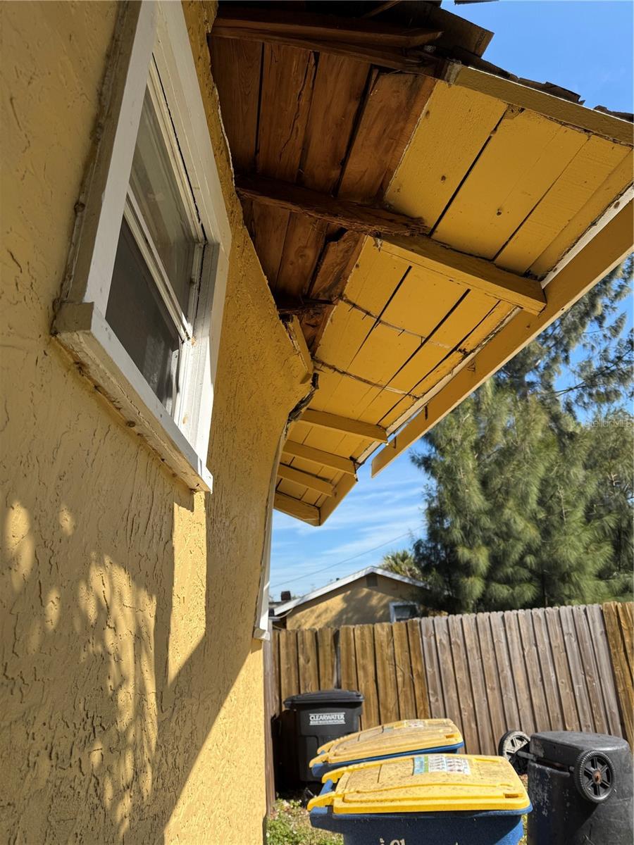 901 VINE AVE, CLEARWATER, FL, 33755