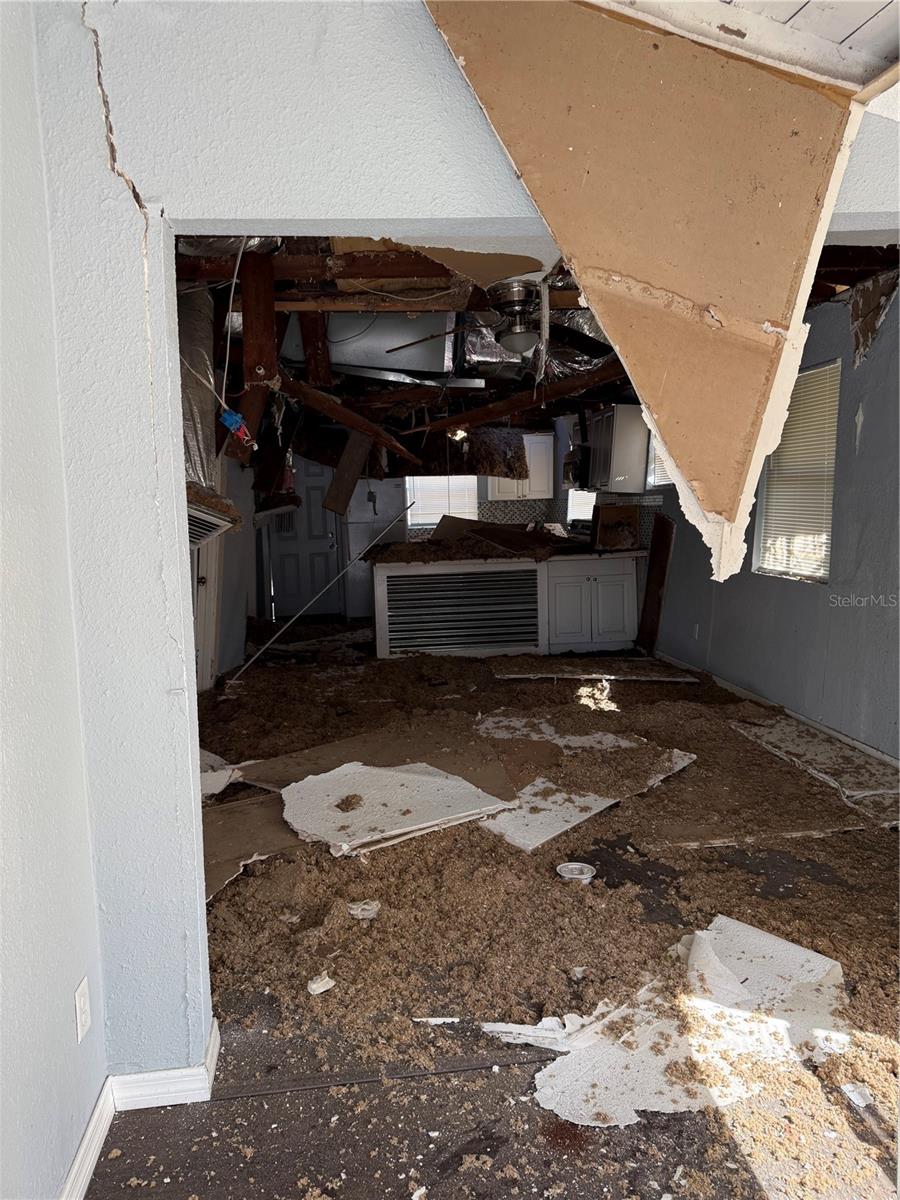 901 VINE AVE, CLEARWATER, FL, 33755