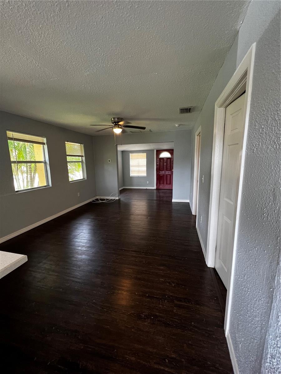 901 VINE AVE, CLEARWATER, FL, 33755