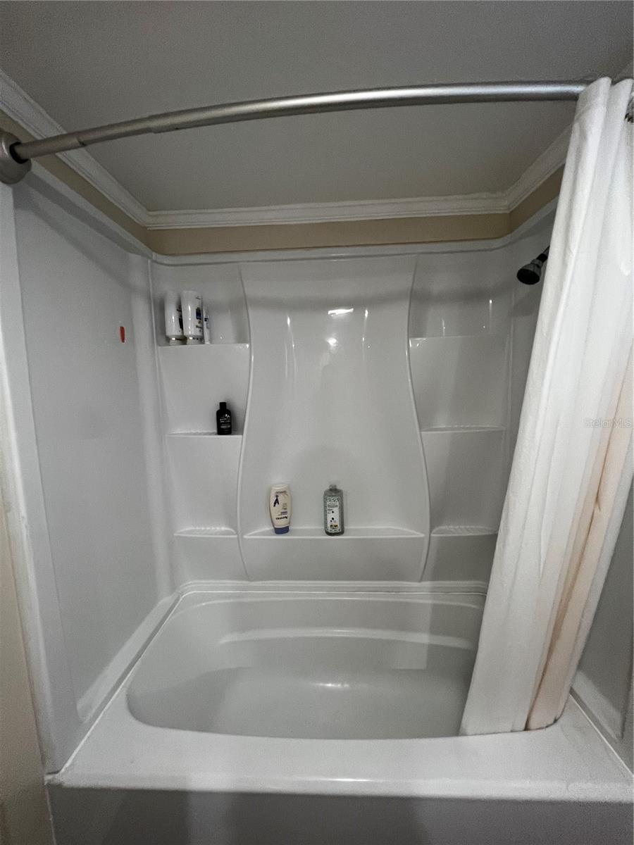 901 VINE AVE, CLEARWATER, FL, 33755