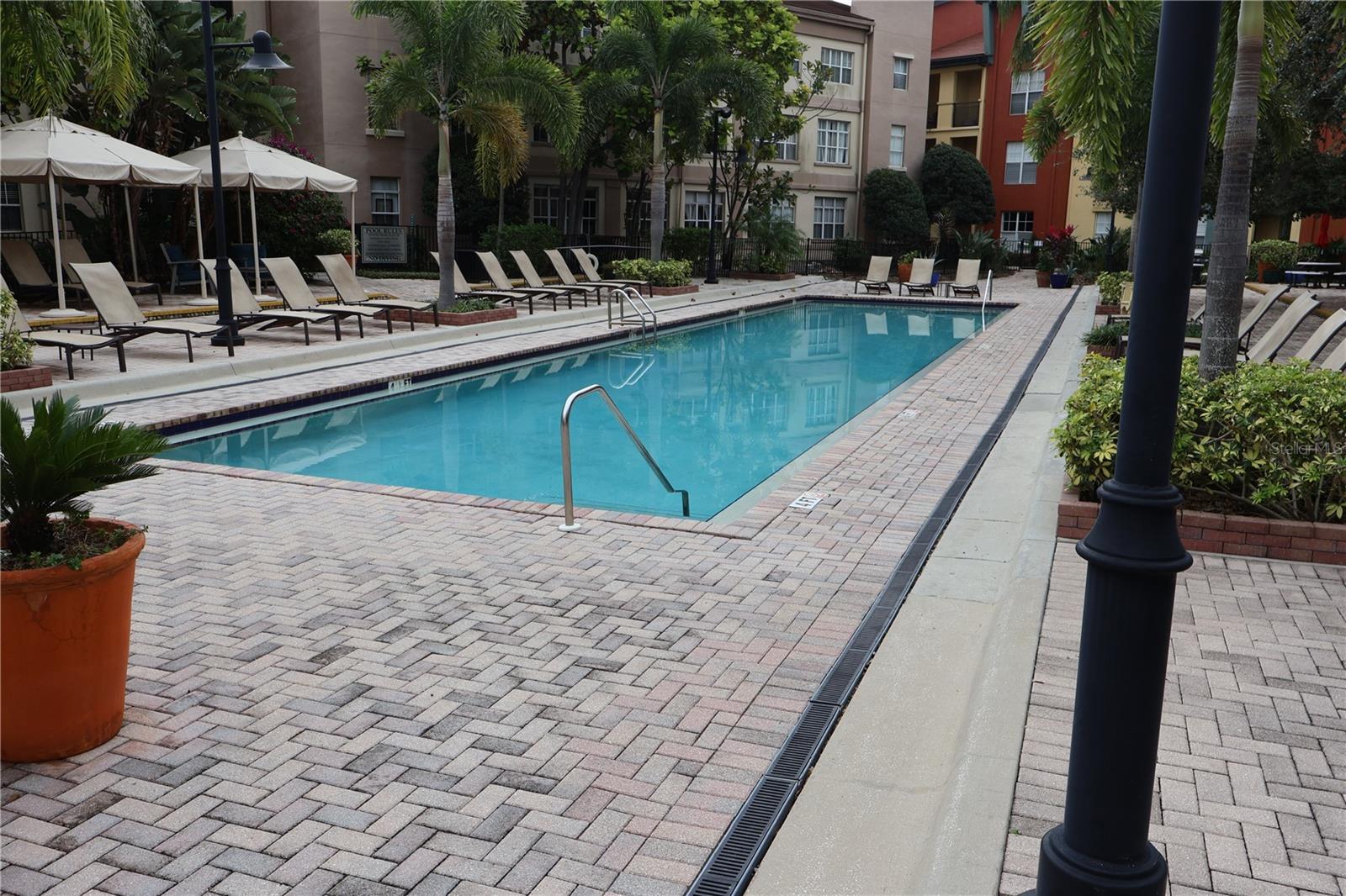 2402 W AZEELE ST #410, TAMPA, FL, 33609