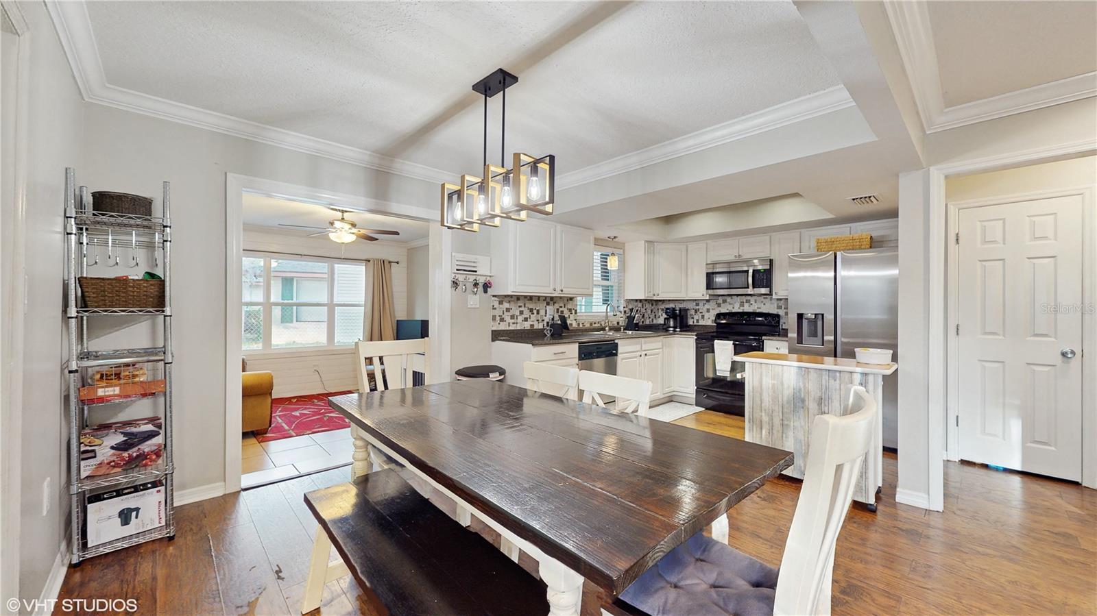 35428 CRESCENT DR, FRUITLAND PARK, FL, 34731