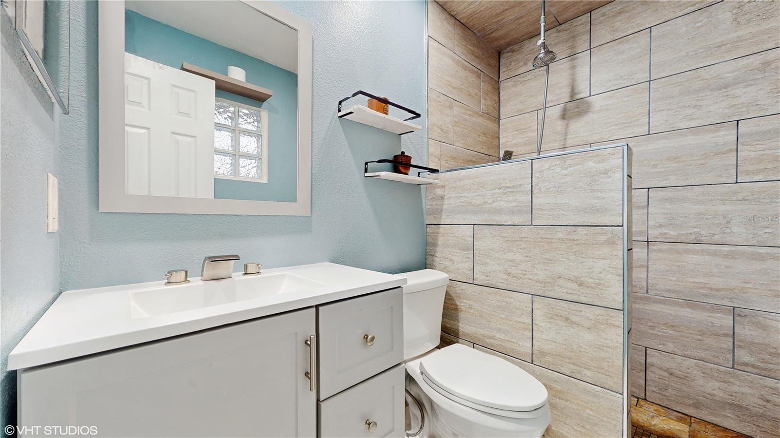 35428 CRESCENT DR, FRUITLAND PARK, FL, 34731
