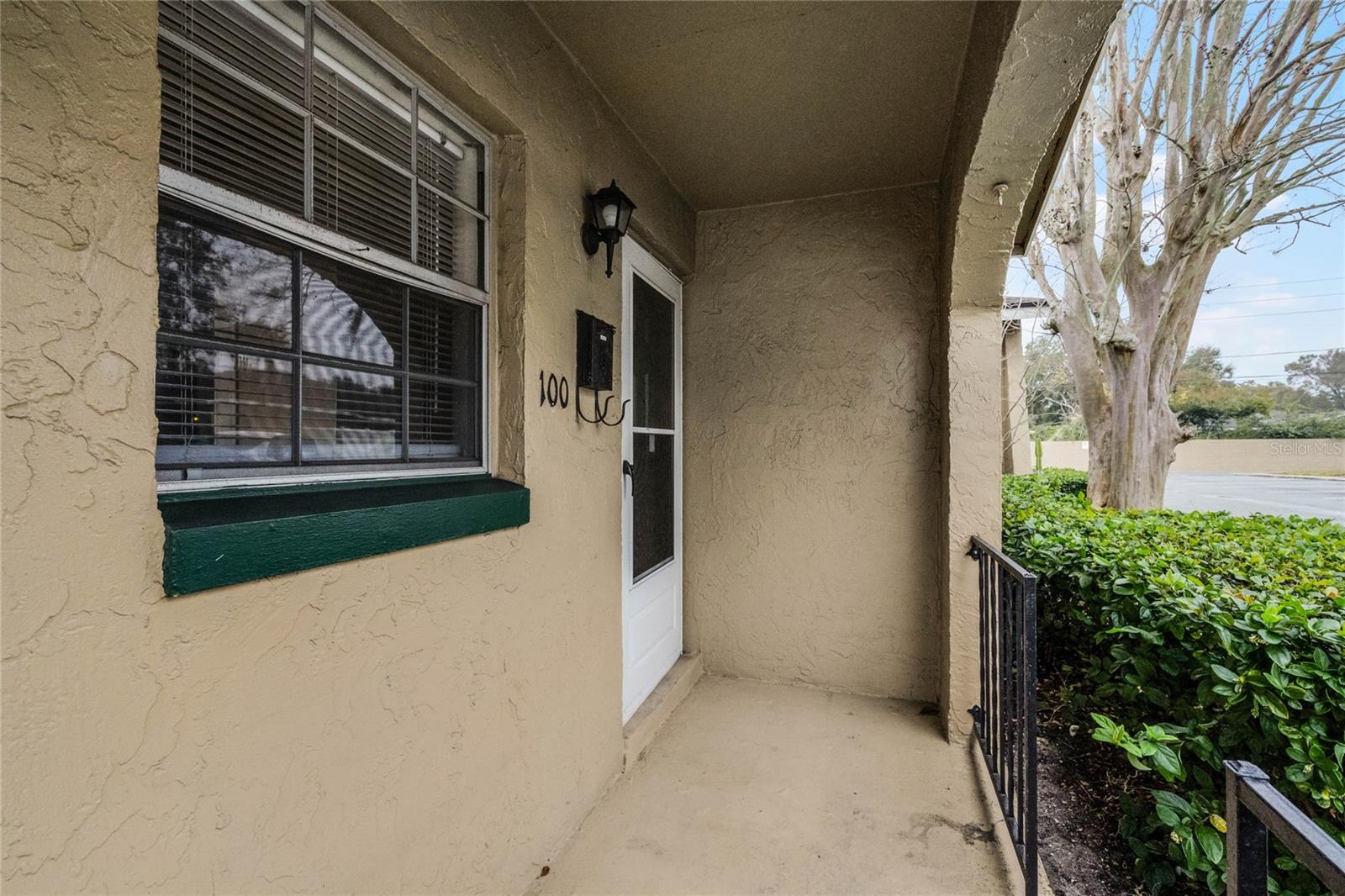 548 CASCADE CIR #100, CASSELBERRY, FL, 32707