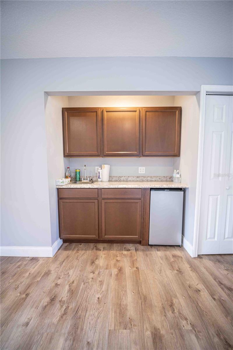 6876 E STATE ROAD 44, WILDWOOD, FL, 34785