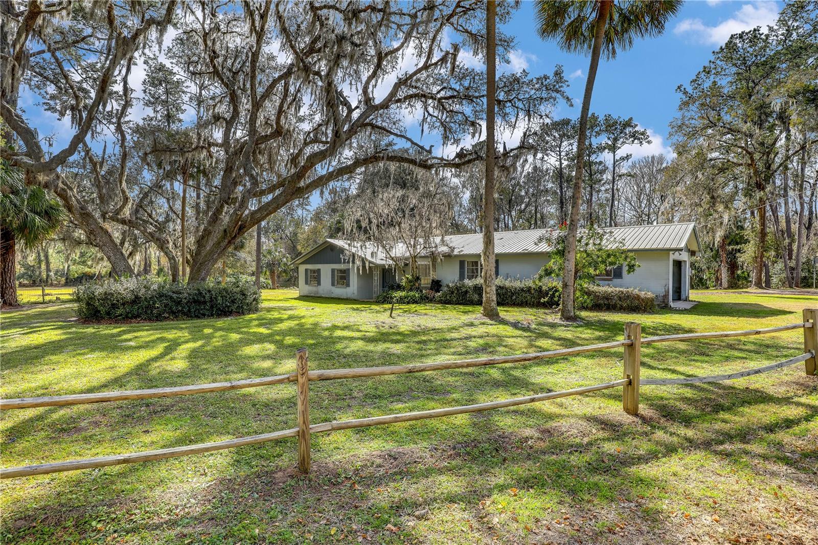 114 WHISPERING WINDS RD, PALATKA, FL, 32177