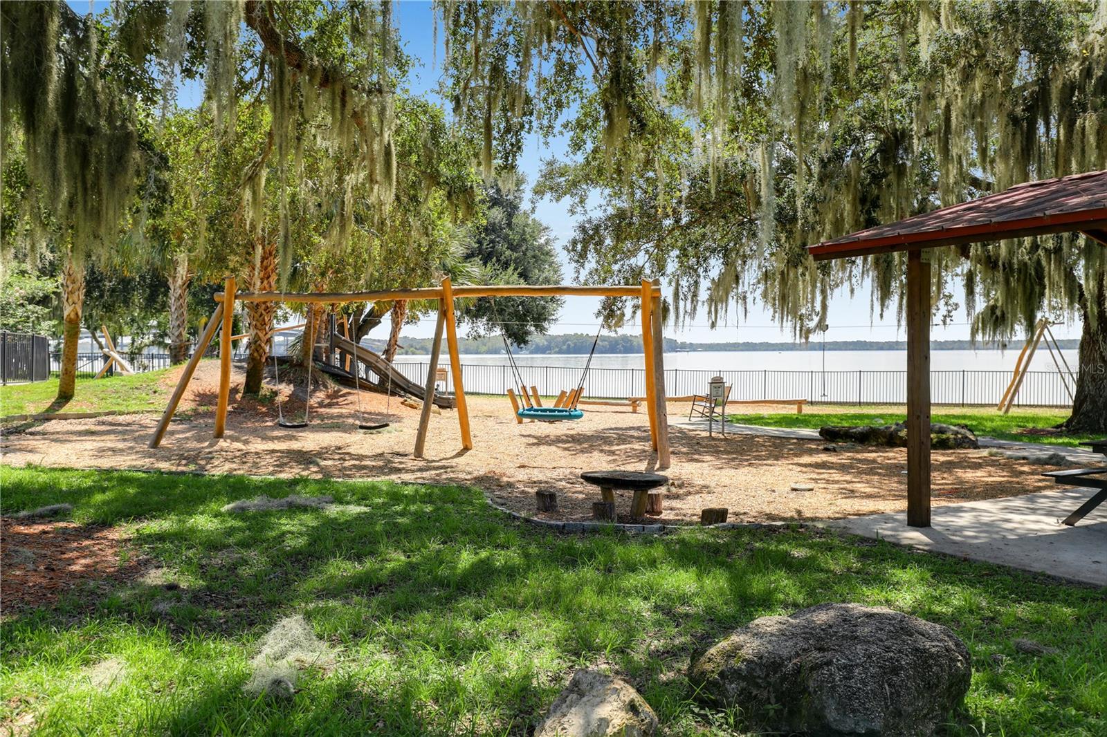 114 WHISPERING WINDS RD, PALATKA, FL, 32177