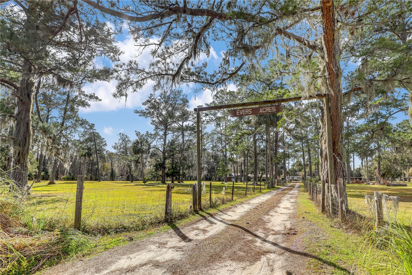 114 WHISPERING WINDS RD, PALATKA, FL, 32177