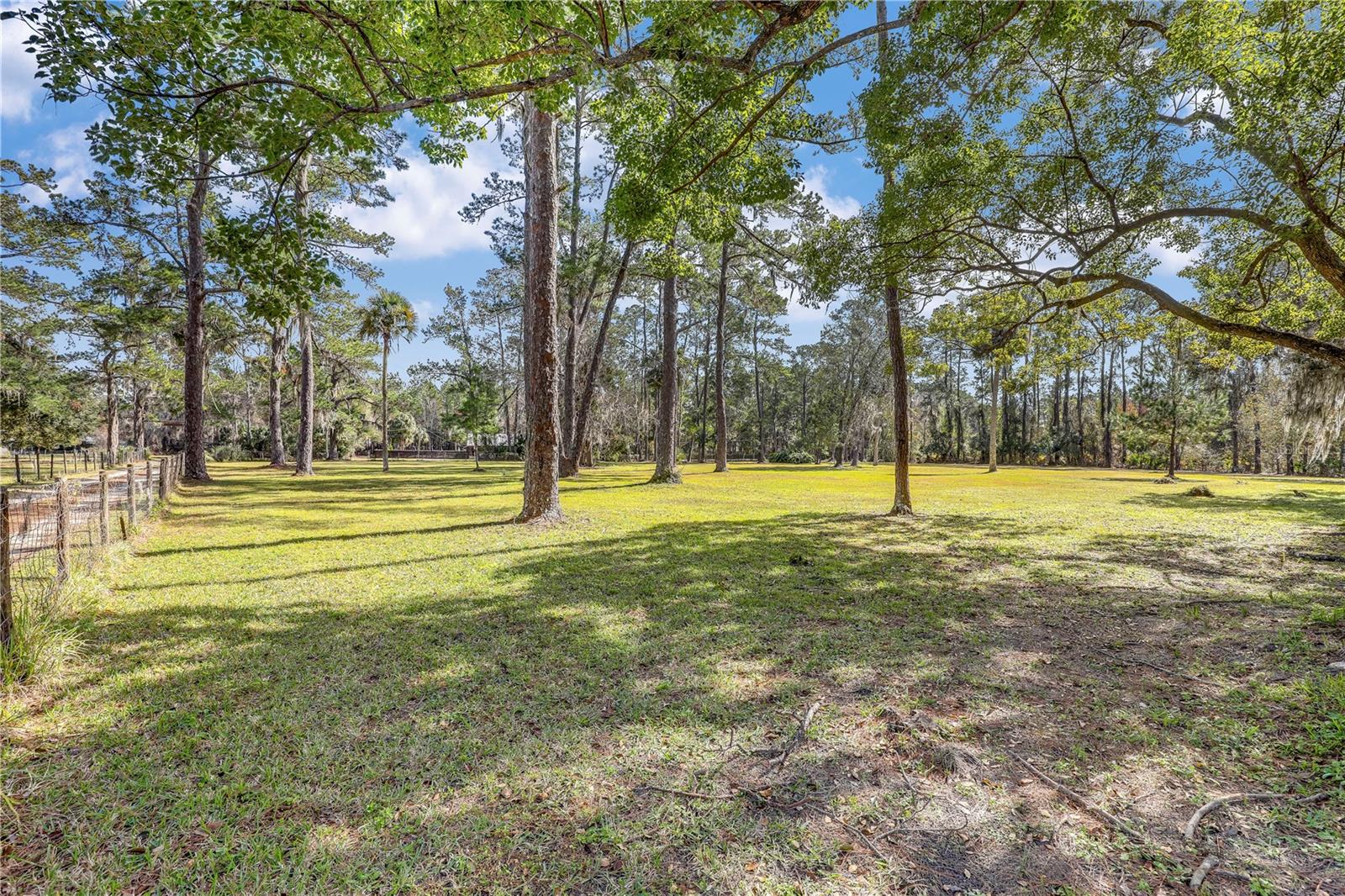 114 WHISPERING WINDS RD, PALATKA, FL, 32177