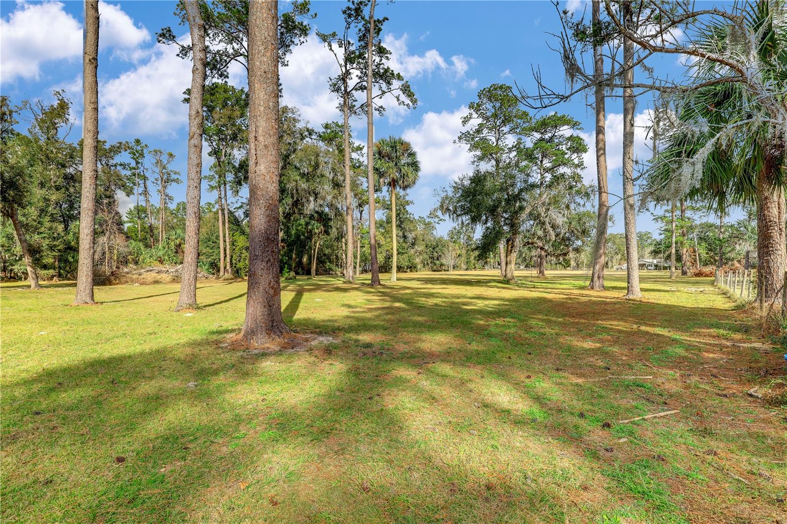114 WHISPERING WINDS RD, PALATKA, FL, 32177
