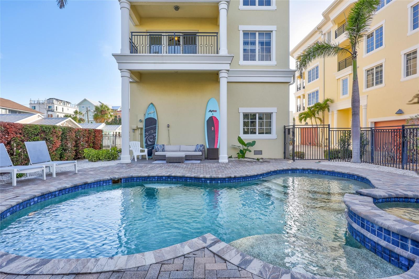 317 BEACH RD, SARASOTA, FL, 34242