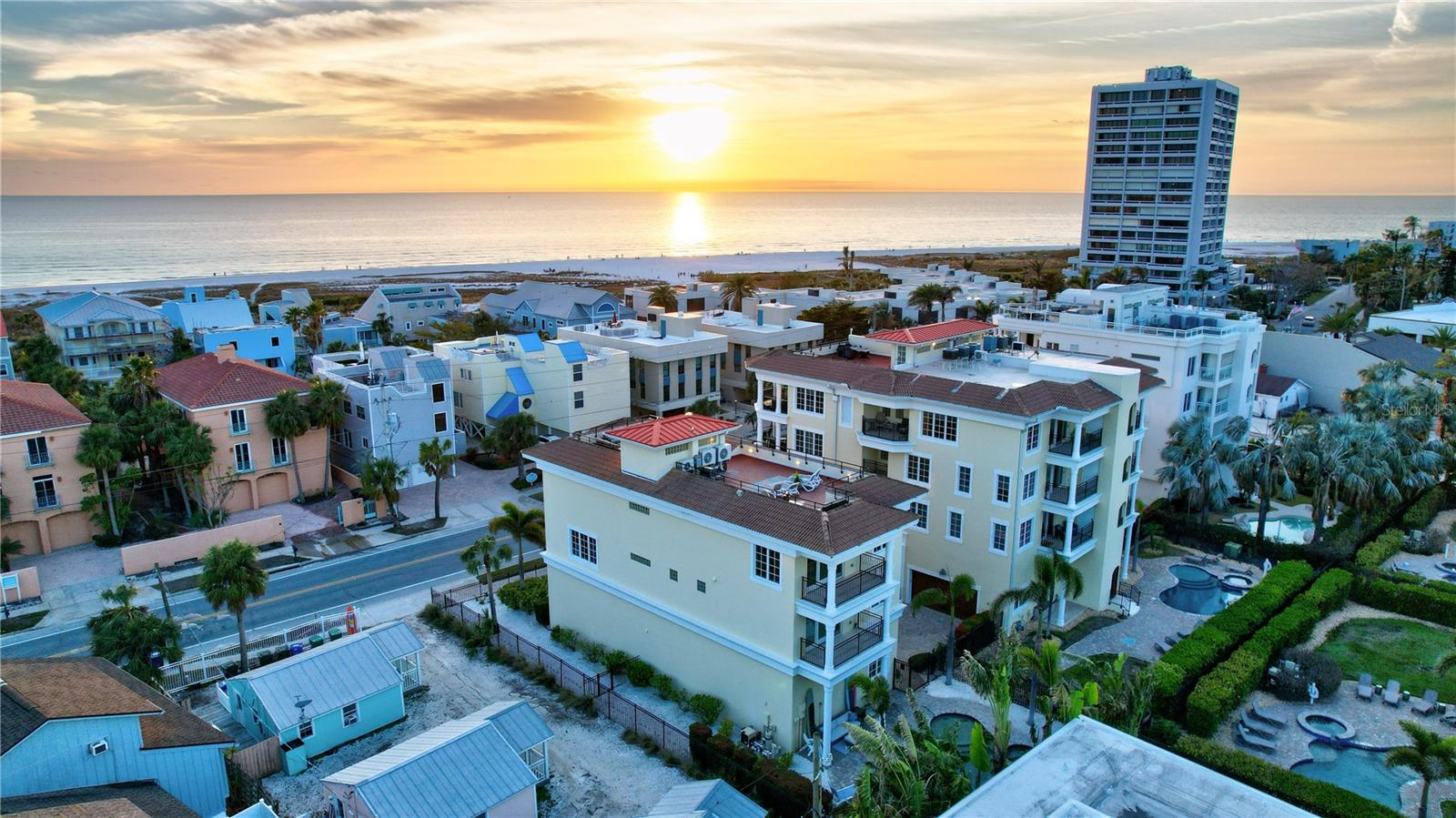 317 BEACH RD, SARASOTA, FL, 34242