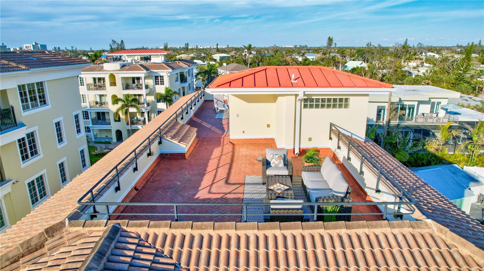 317 BEACH RD, SARASOTA, FL, 34242