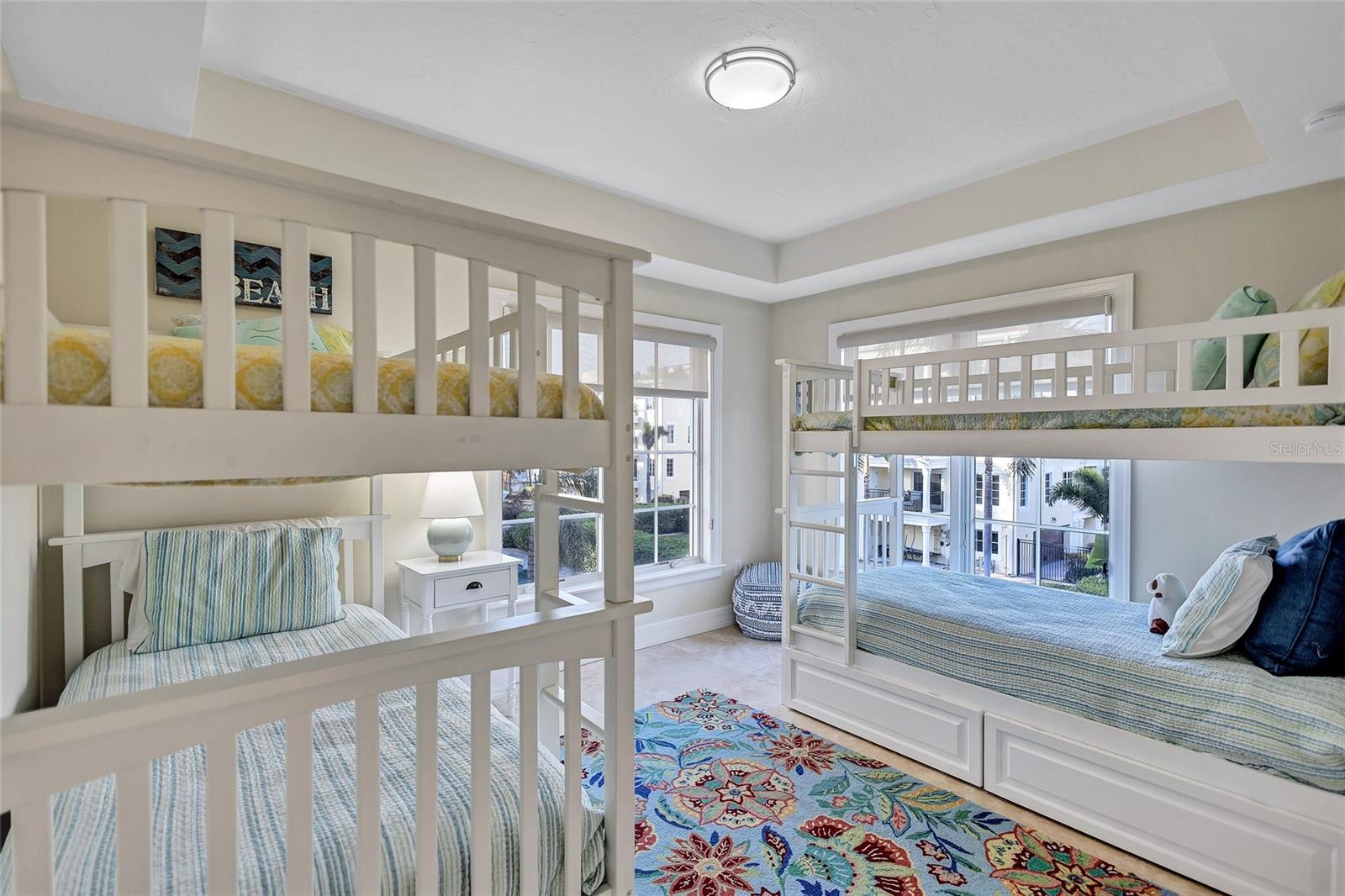 317 BEACH RD, SARASOTA, FL, 34242