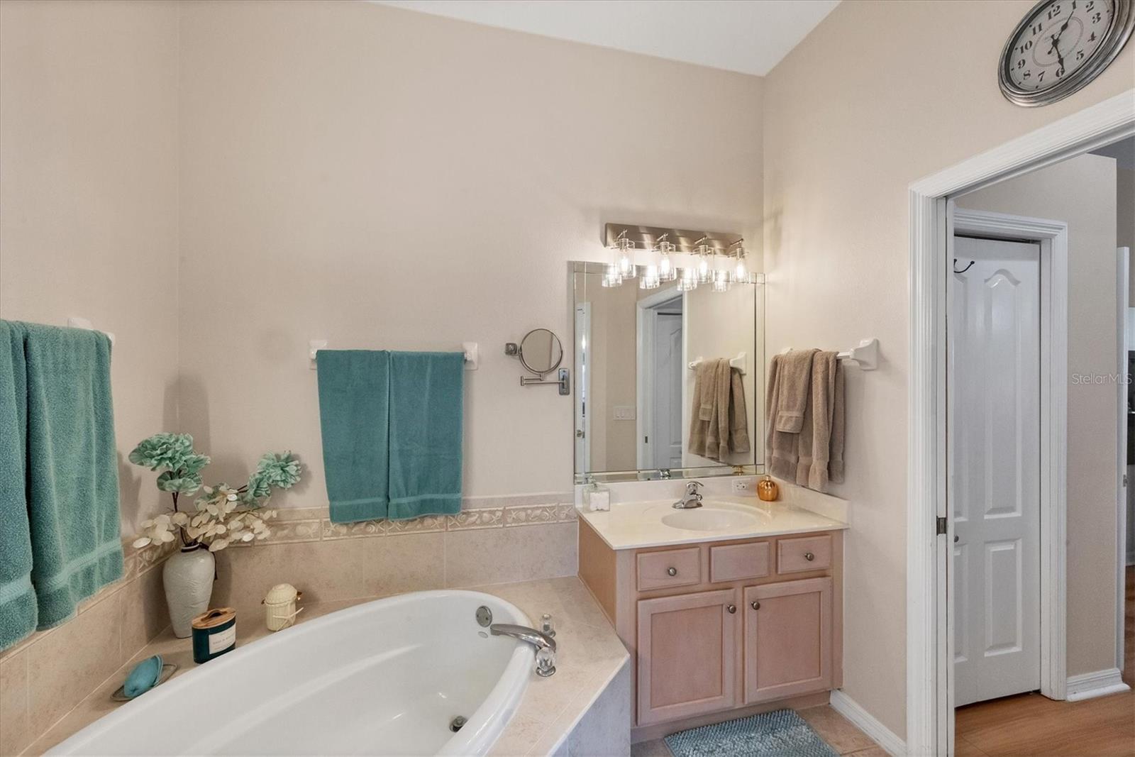 1840 BOBCAT TRL, NORTH PORT, FL, 34288