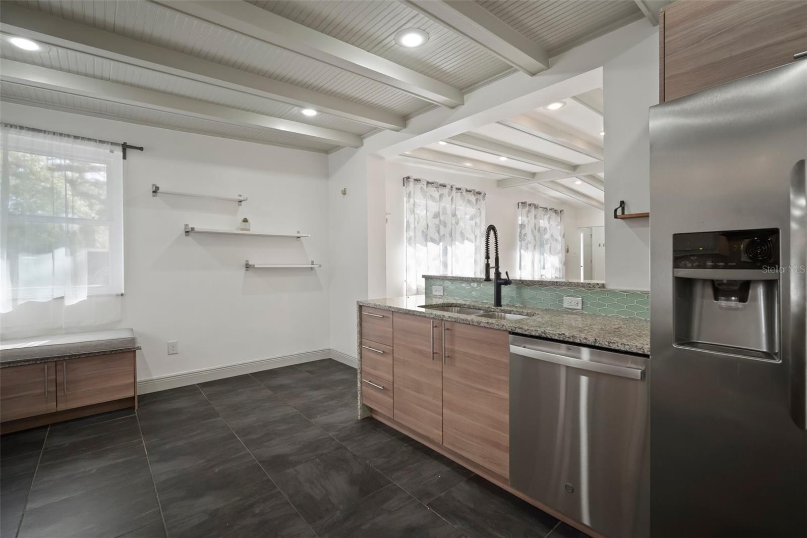 1916 E CLINTON ST, TAMPA, FL, 33610