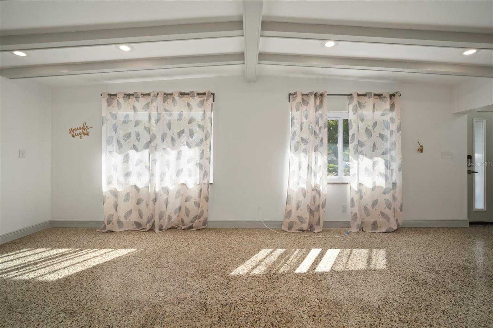 1916 E CLINTON ST, TAMPA, FL, 33610