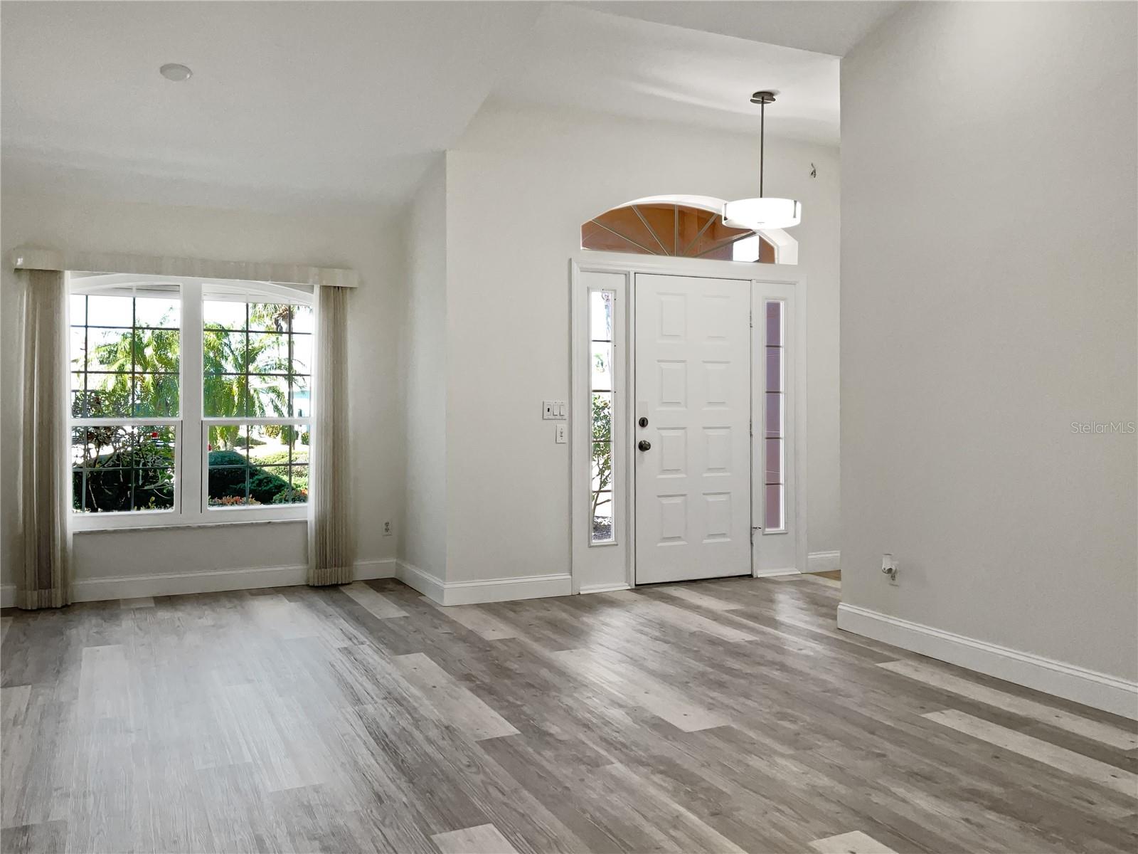 2321 E DEL WEBB BLVD, SUN CITY CENTER, FL, 33573