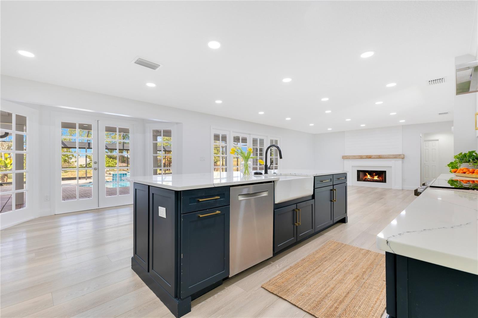 1203 WAVERLY WAY, LONGWOOD, FL, 32750