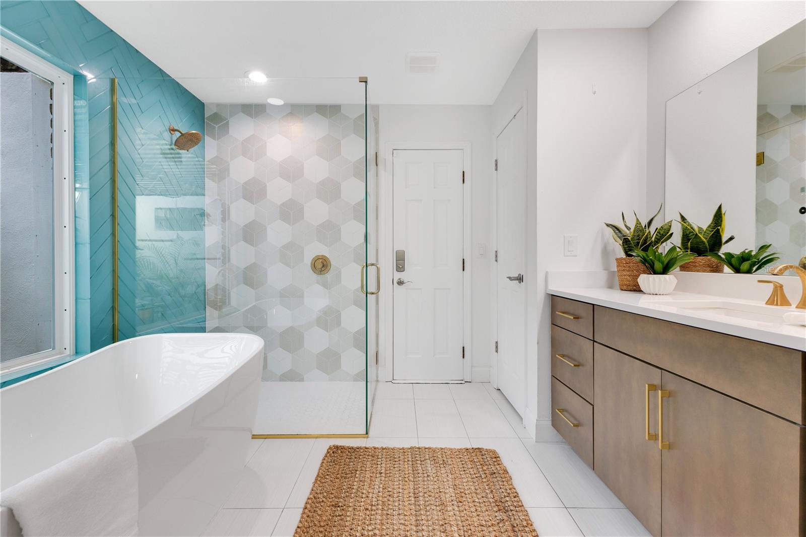 1203 WAVERLY WAY, LONGWOOD, FL, 32750