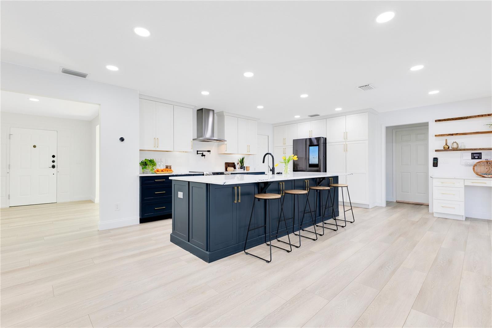 1203 WAVERLY WAY, LONGWOOD, FL, 32750