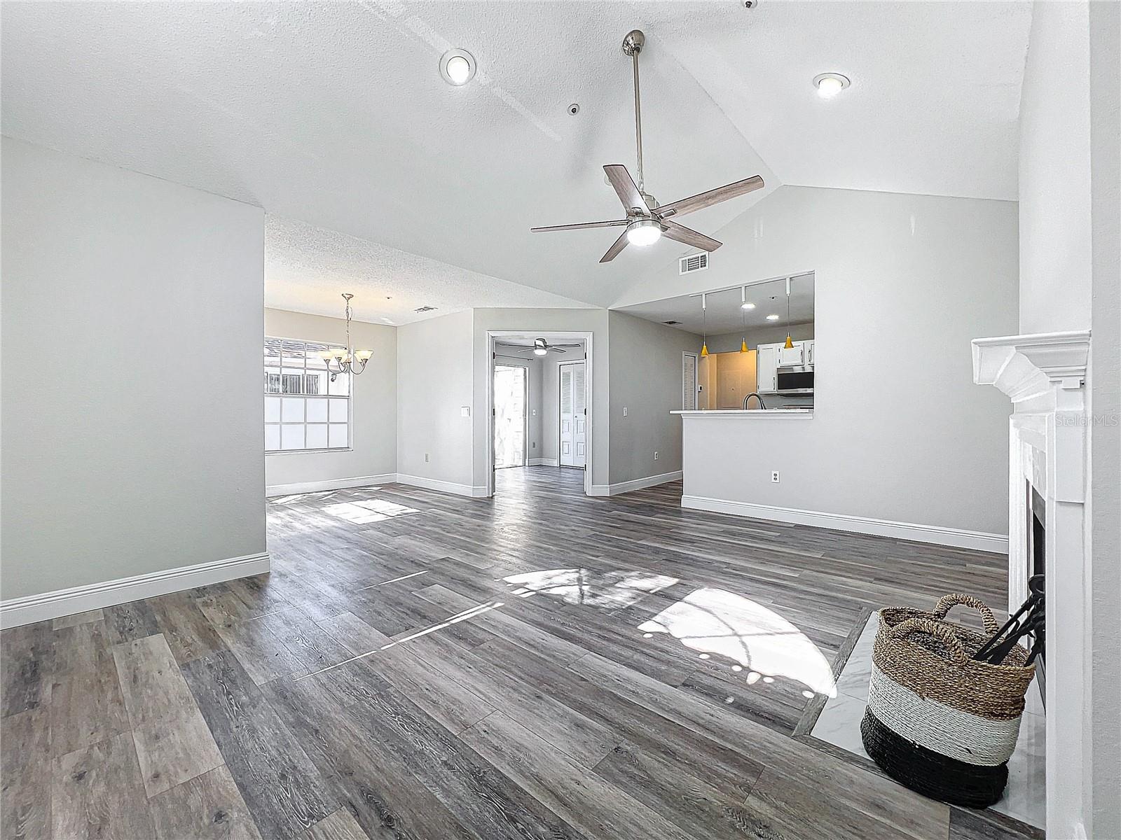 665 YOUNGSTOWN PKWY #264, ALTAMONTE SPRINGS, FL, 32714