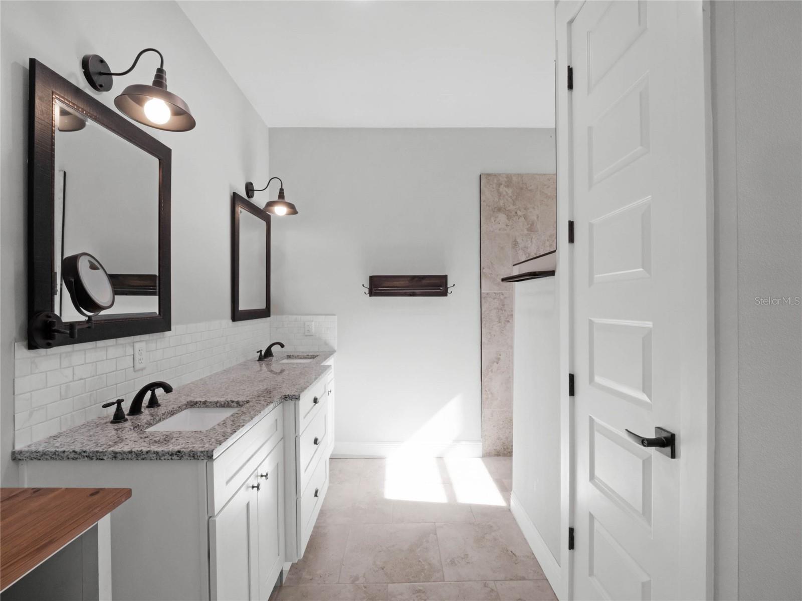 101 N STARR ST, OAKLAND, FL, 34760