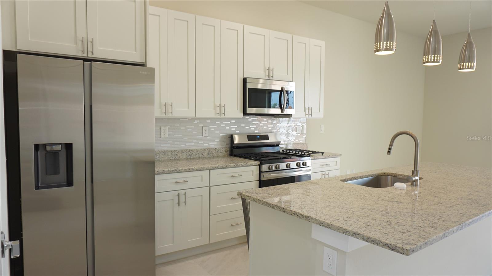 7562 SUNFLOWER CIR, KISSIMMEE, FL, 34747