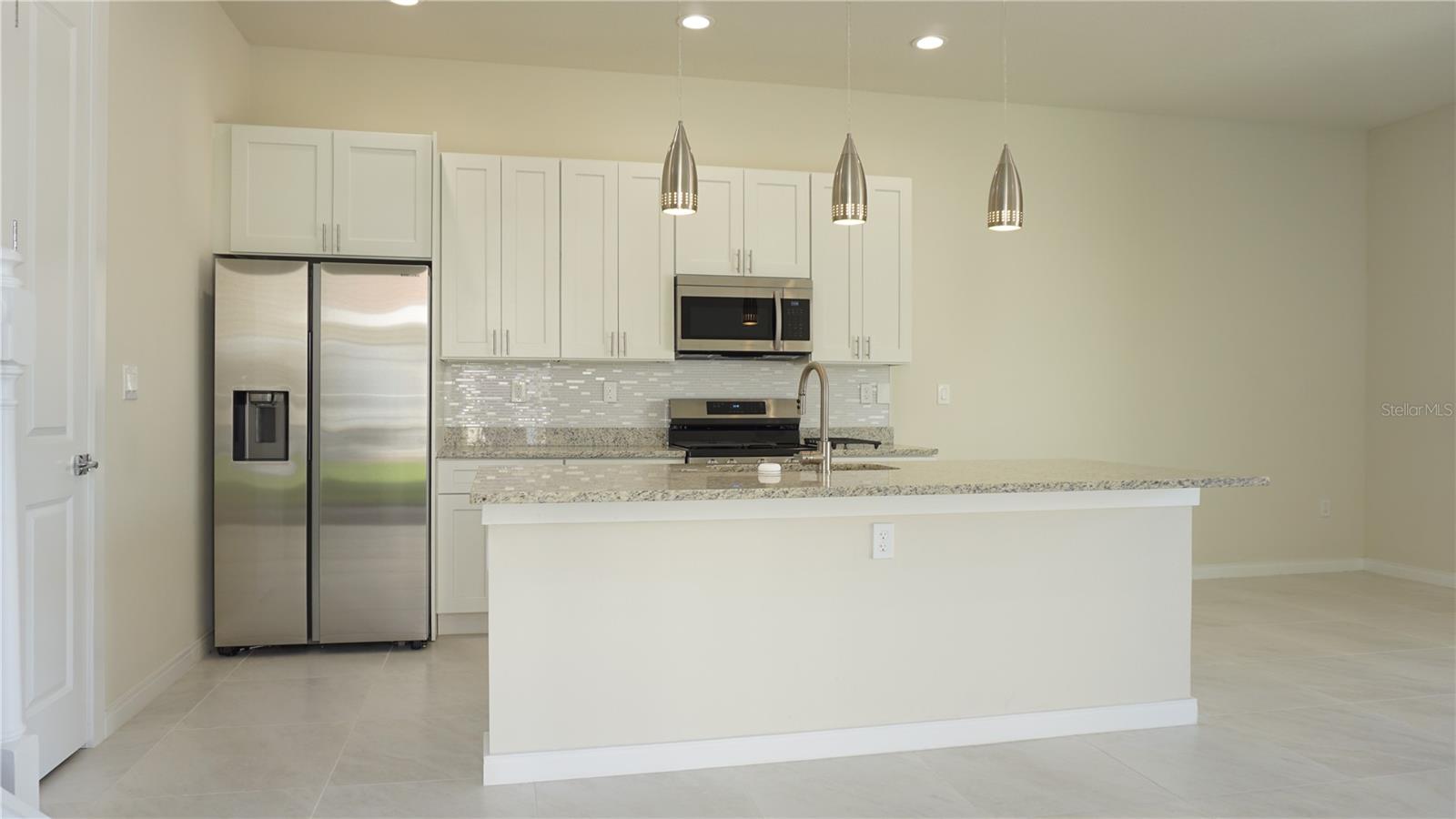 7562 SUNFLOWER CIR, KISSIMMEE, FL, 34747