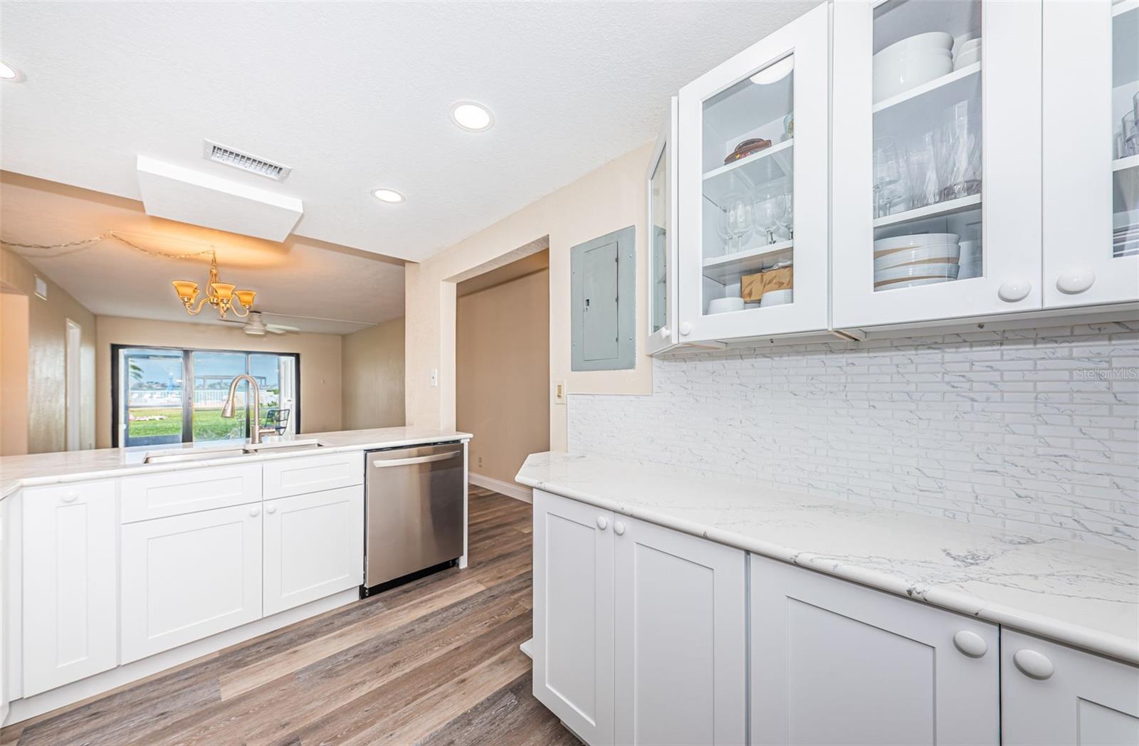 6145 SUN BLVD #103, ST PETERSBURG, FL, 33715