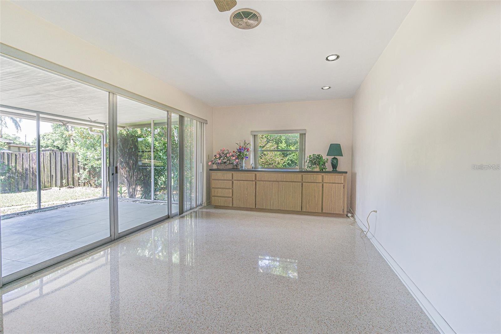 1466 S KEENE RD, CLEARWATER, FL, 33756