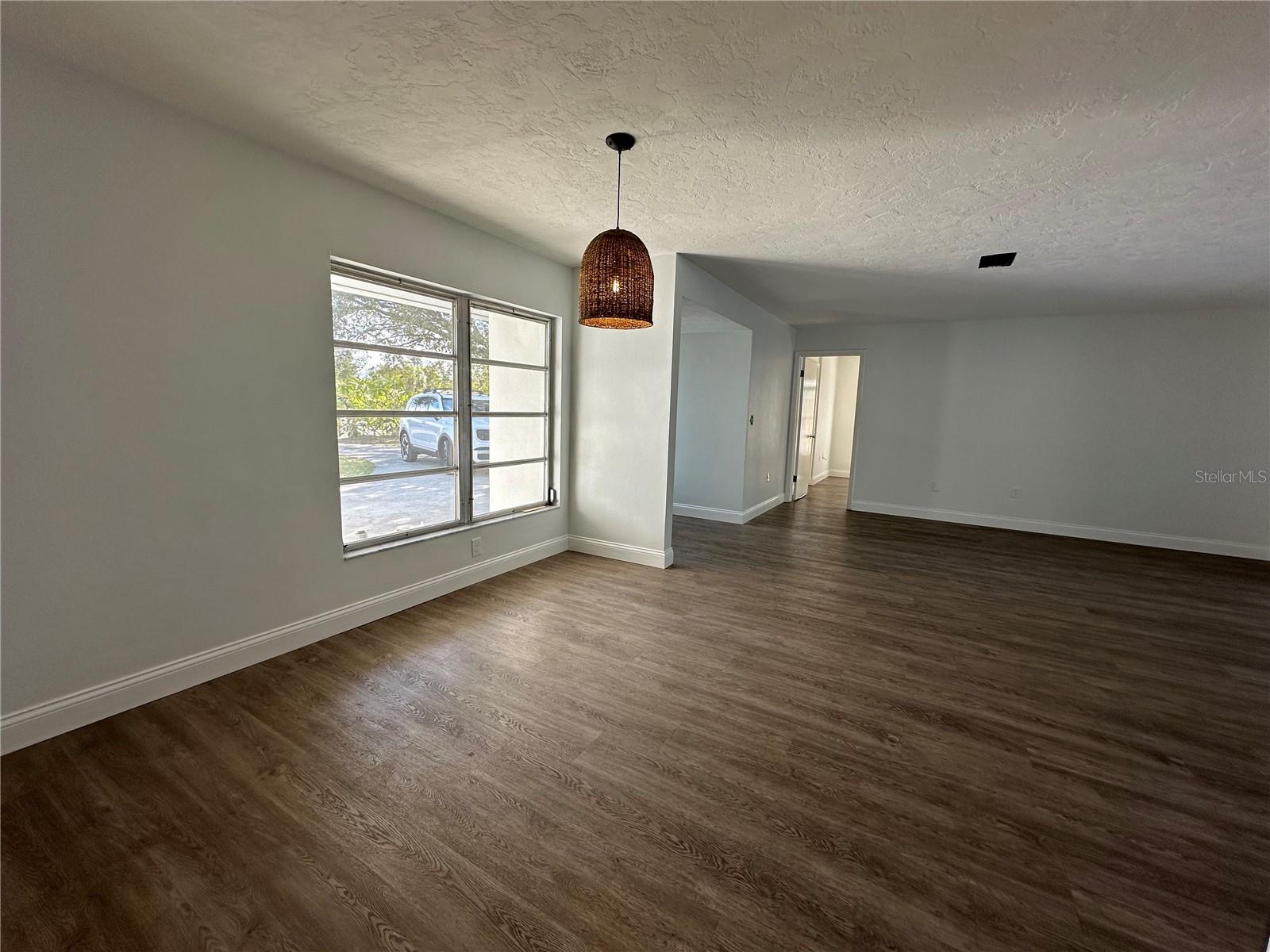 2487 BREAKWATER CIR, SARASOTA, FL, 34231