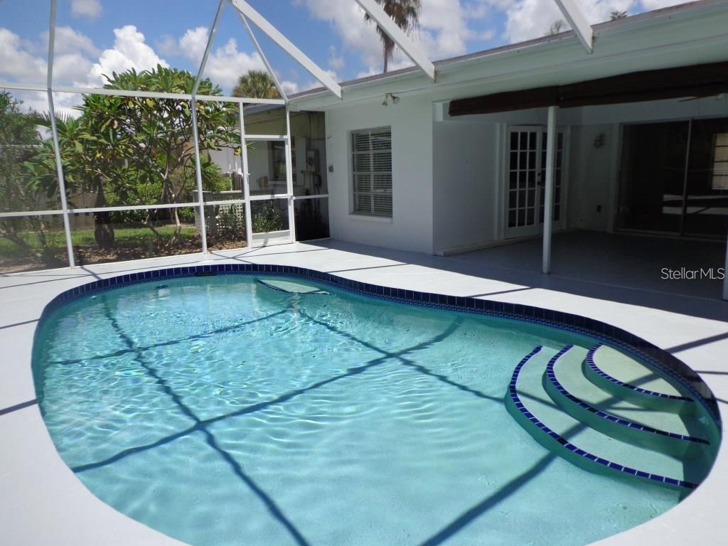 2487 BREAKWATER CIR, SARASOTA, FL, 34231