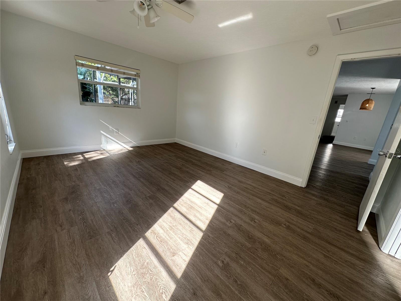 2487 BREAKWATER CIR, SARASOTA, FL, 34231