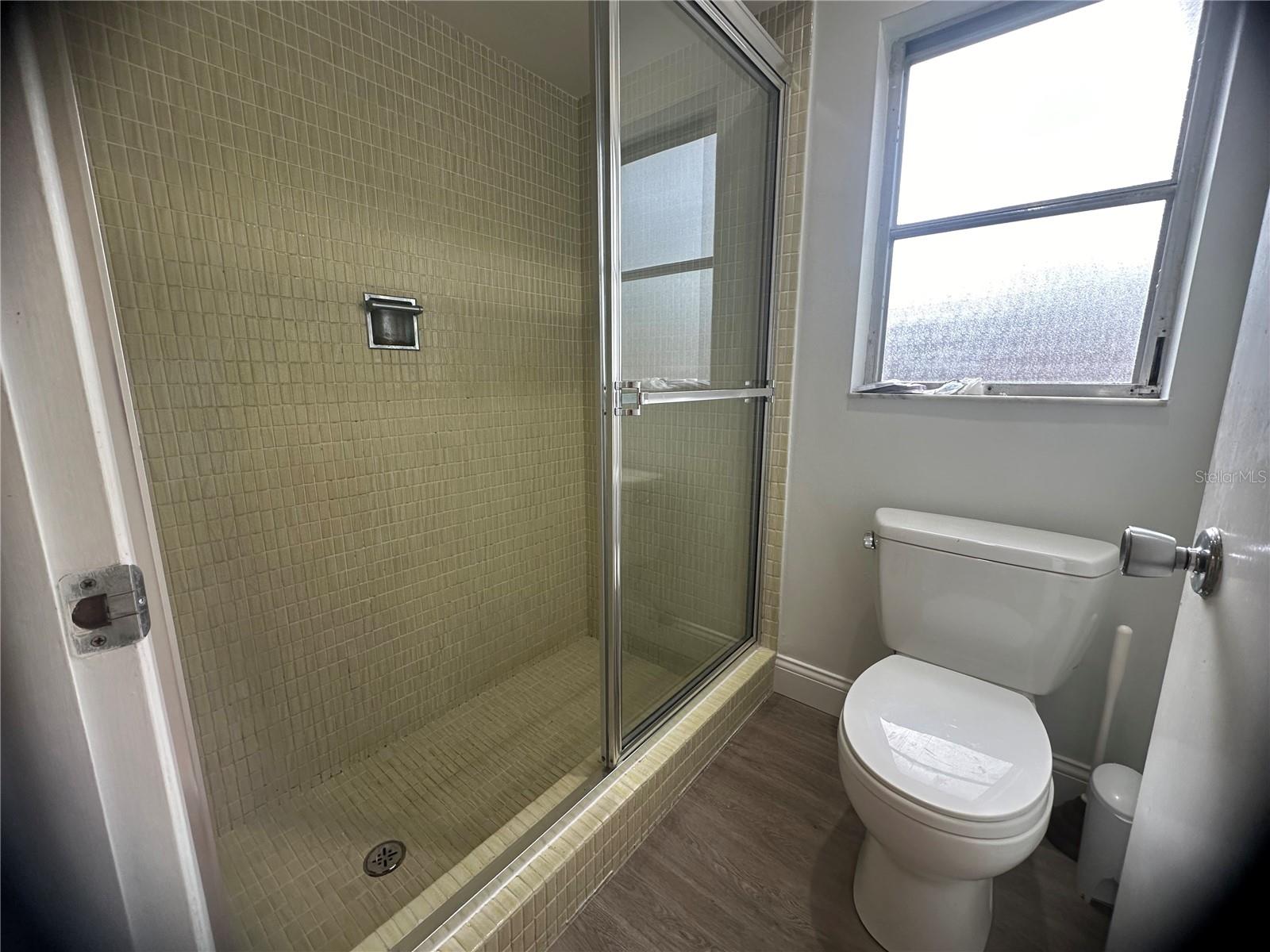 2487 BREAKWATER CIR, SARASOTA, FL, 34231