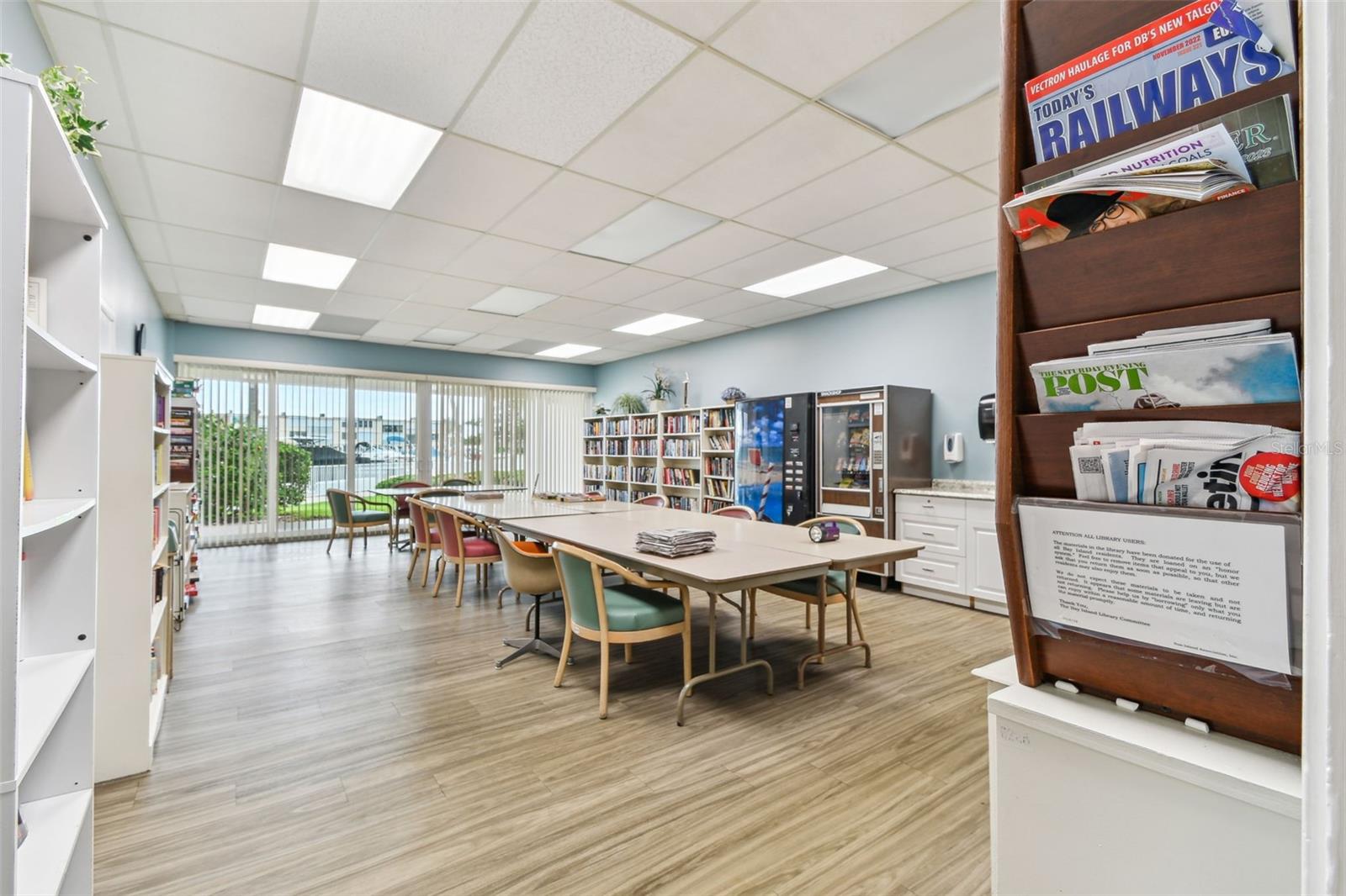 7425 BAY ISLAND DR S #104, SOUTH PASADENA, FL, 33707