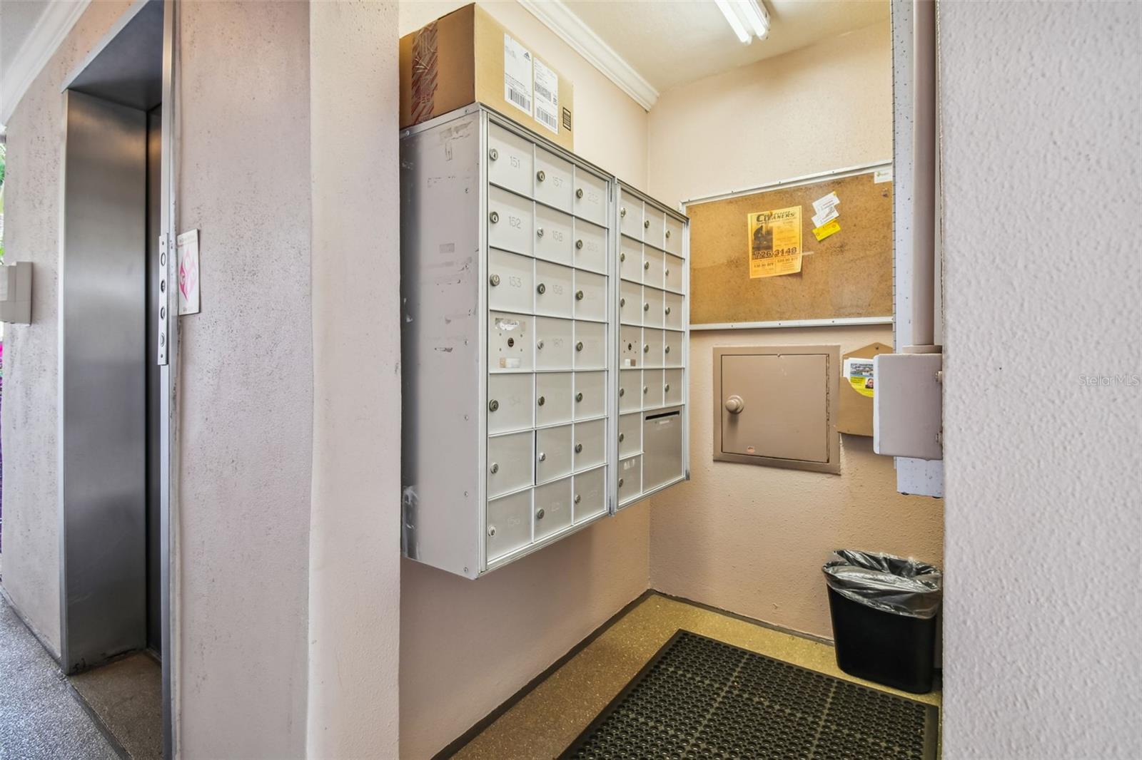 7425 BAY ISLAND DR S #104, SOUTH PASADENA, FL, 33707