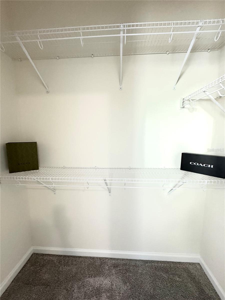 9884 RED EAGLE DR, ORLANDO, FL, 32825