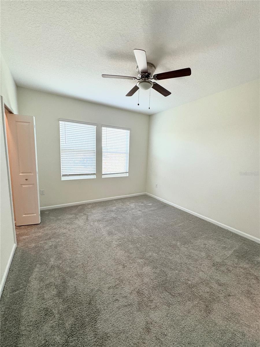 9884 RED EAGLE DR, ORLANDO, FL, 32825