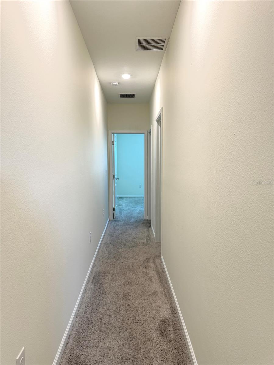 9884 RED EAGLE DR, ORLANDO, FL, 32825