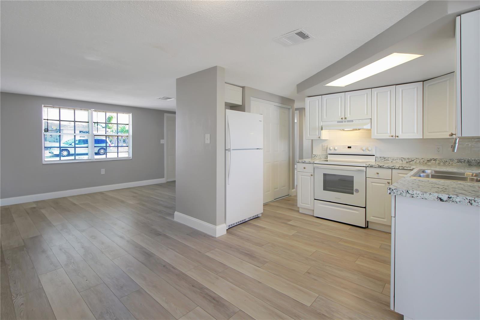 9005 HUNT CLUB LN, PORT RICHEY, FL, 34668