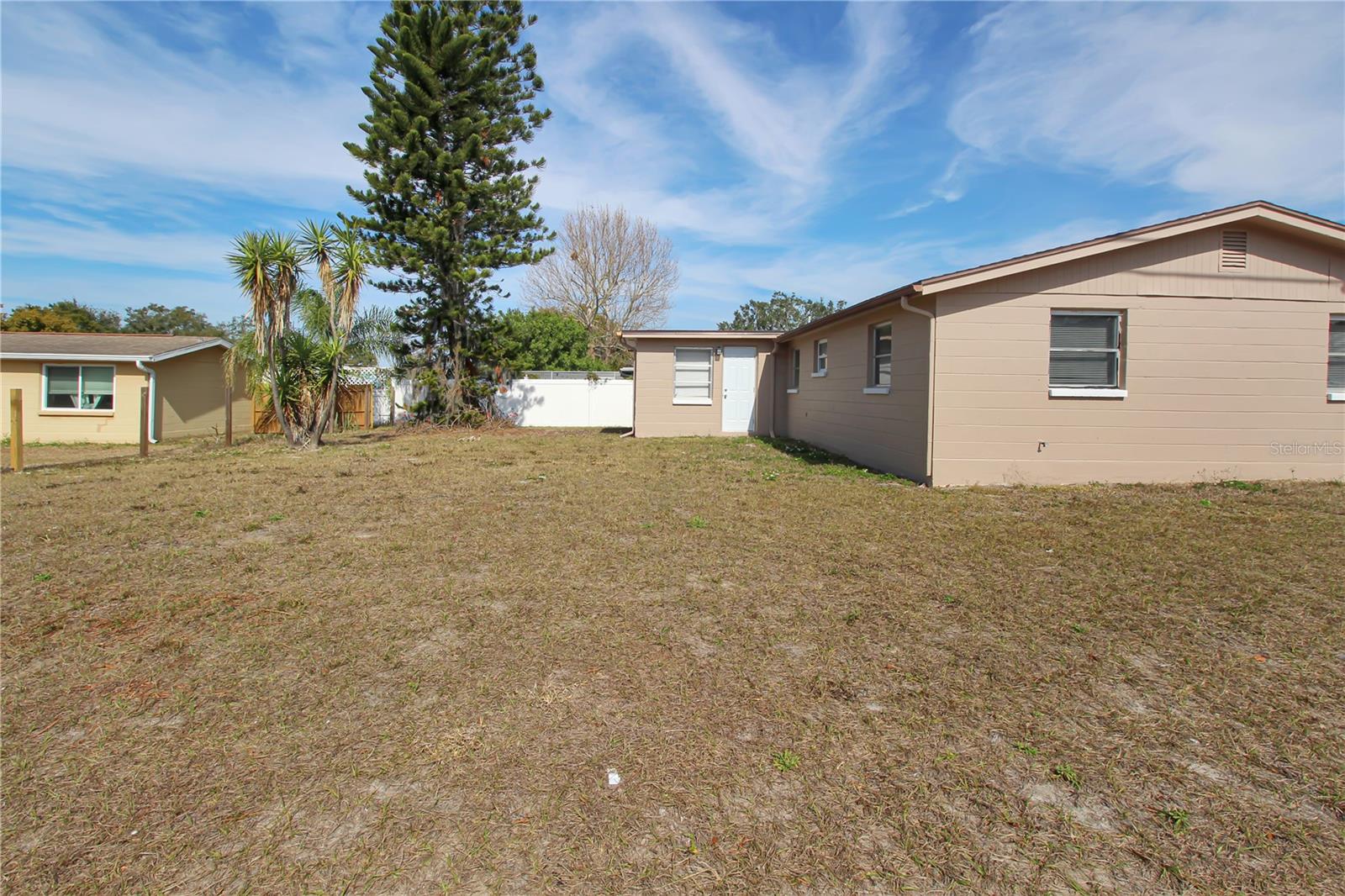 9005 HUNT CLUB LN, PORT RICHEY, FL, 34668