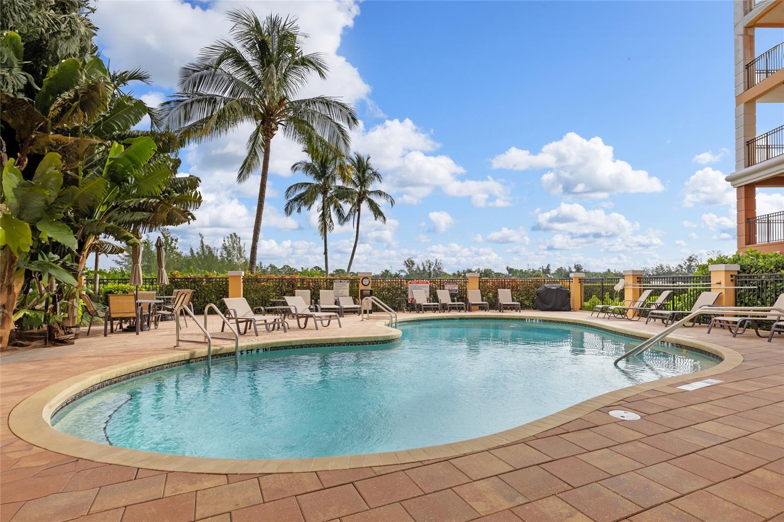 157 TAMPA AVE E #208, VENICE, FL, 34285