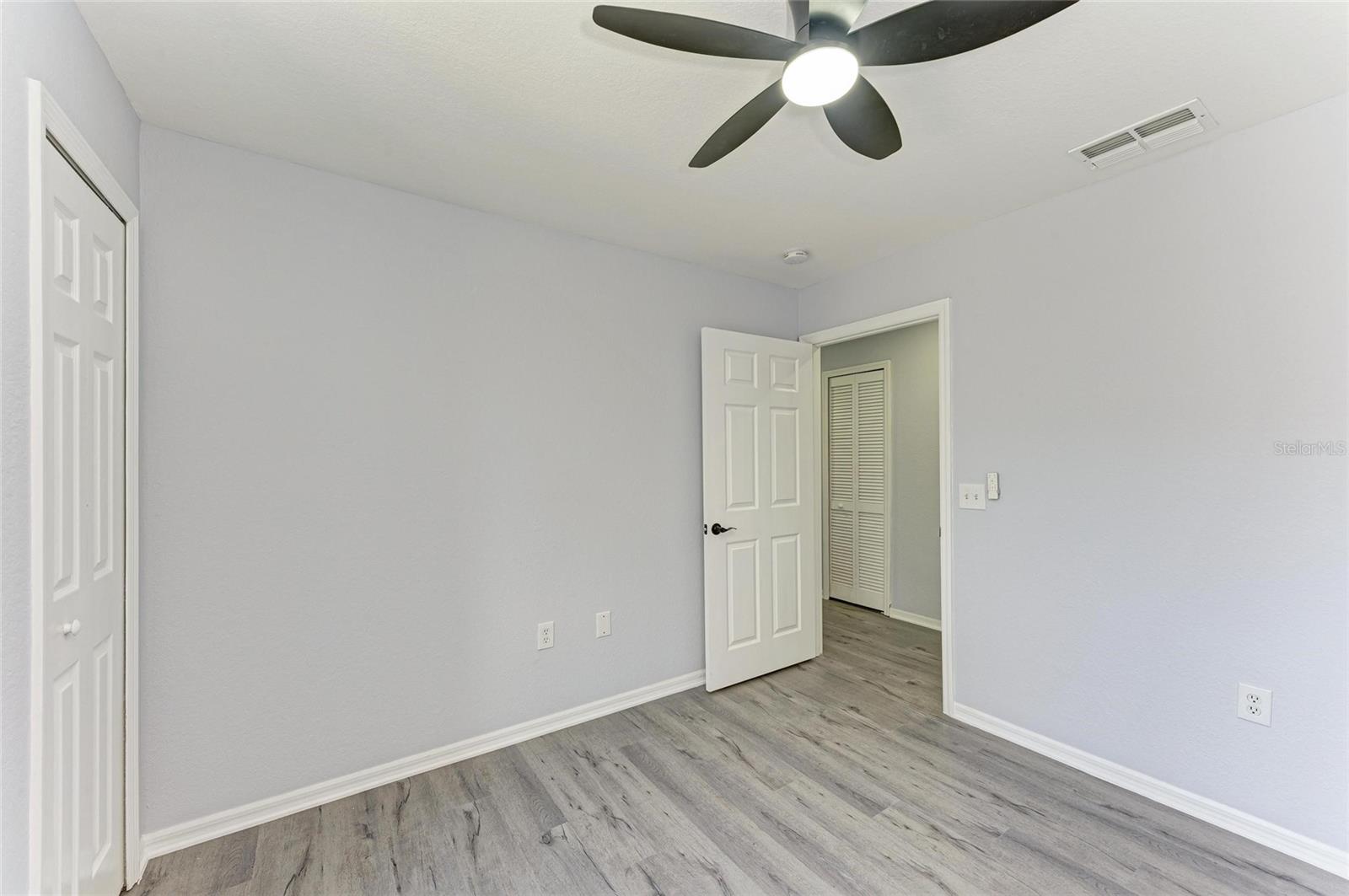 5541 ROSEHILL RD #201, SARASOTA, FL, 34233