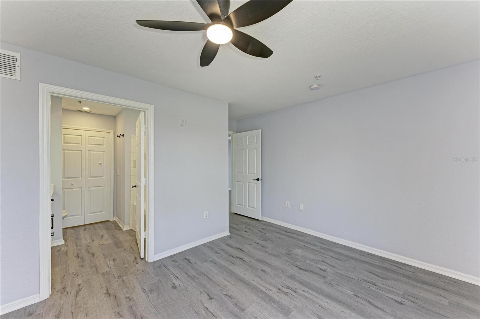 5541 ROSEHILL RD #201, SARASOTA, FL, 34233