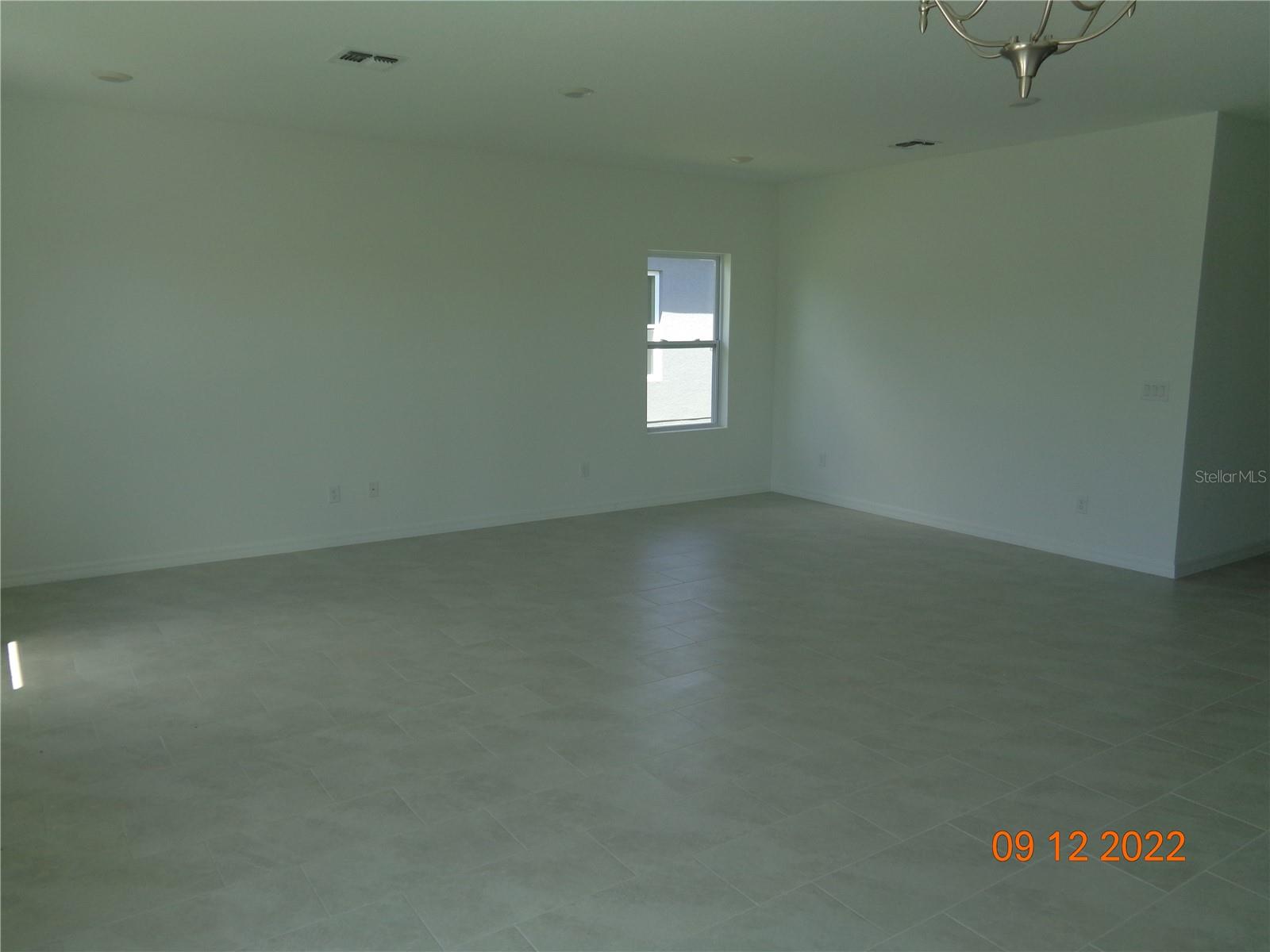 1050 ALABASTER WAY, DELTONA, FL, 32725