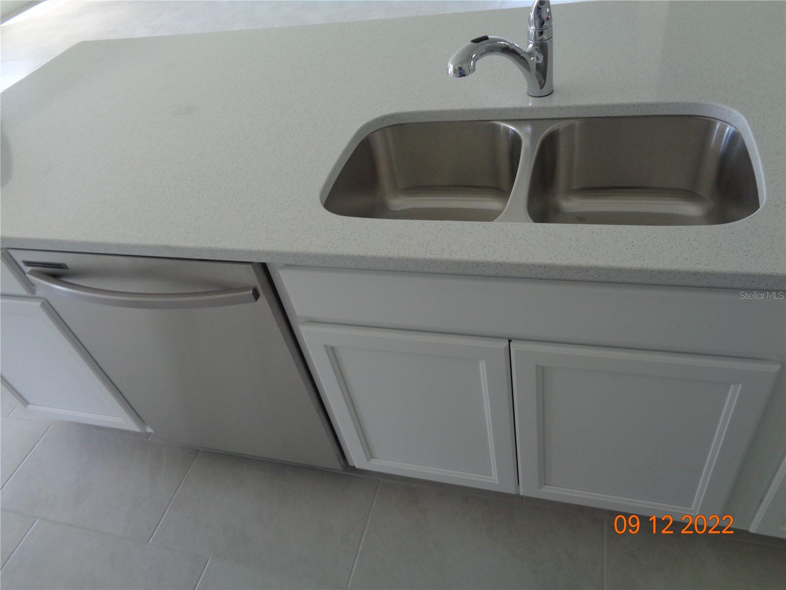 1050 ALABASTER WAY, DELTONA, FL, 32725